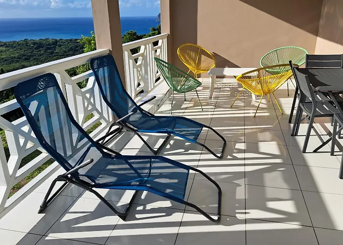Bas De Villa Le Rocher Avec Vue Sur Mer